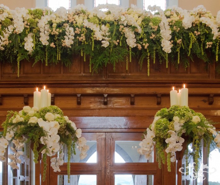 Deko kirche hochzeit